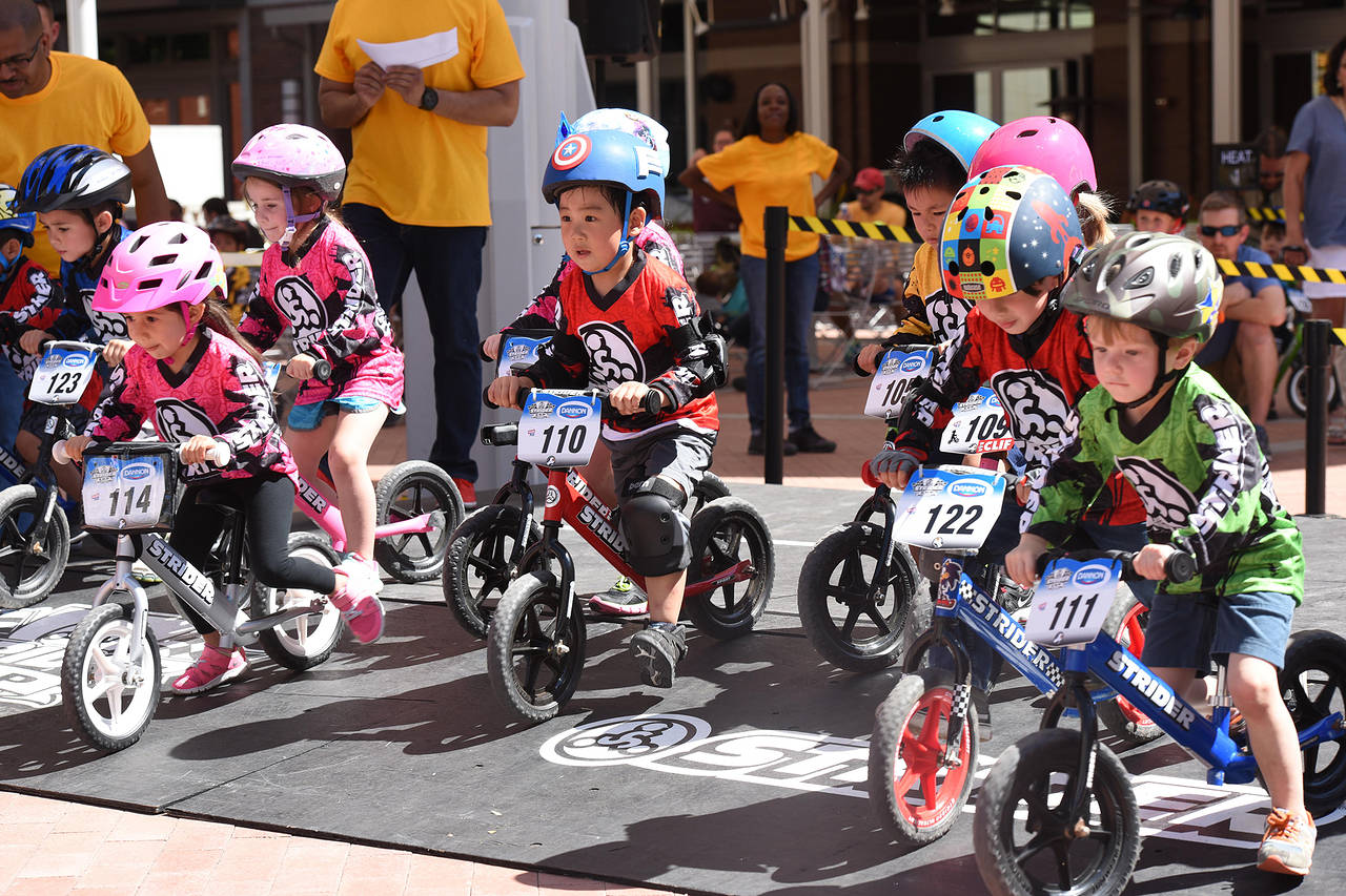 Bmx Terrassa Summer Camps 2020 · Minitas & Race BMX TERRASSA